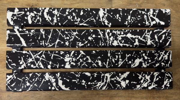 Peinture dripping sur palette en bois